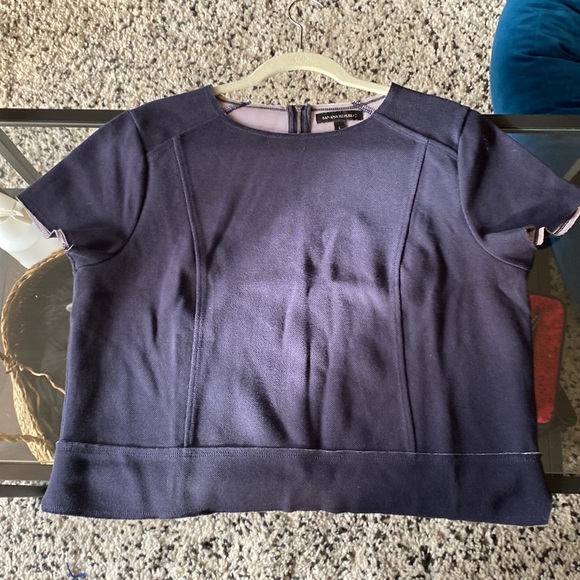 Banana Republic structured zipper back top with raw hem - Picture 4 of 5